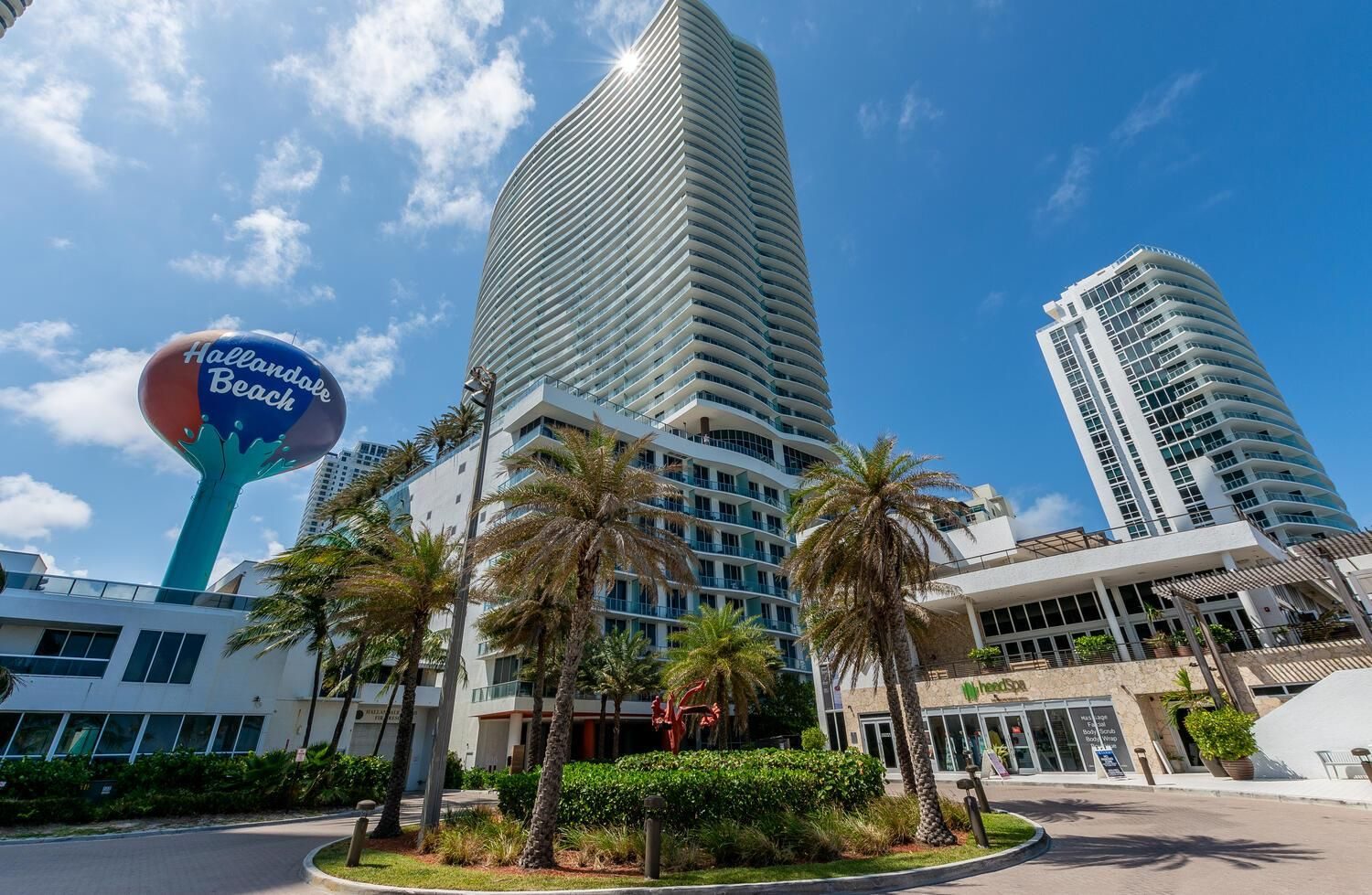 Lyfe Resort & Residences exterior