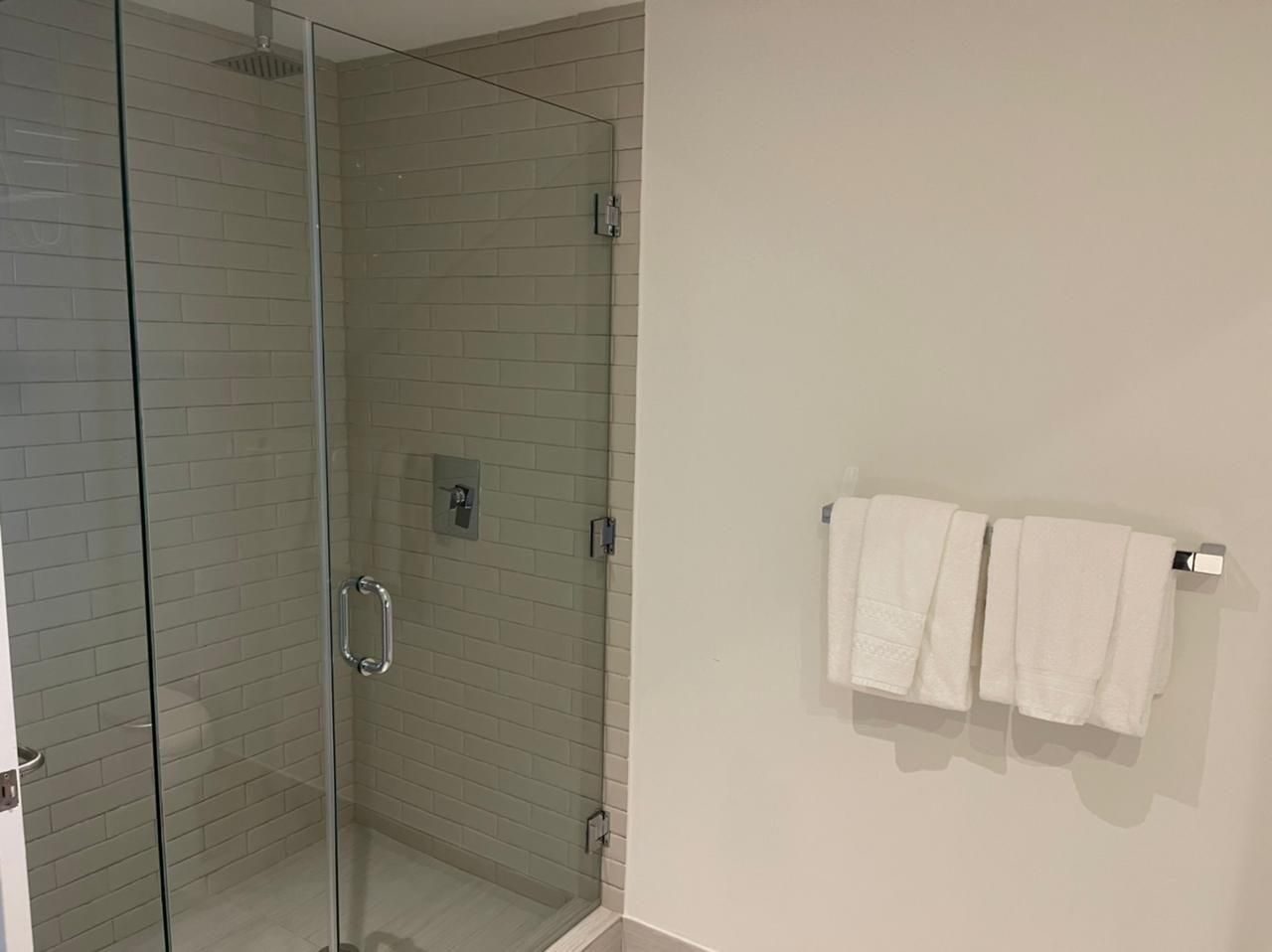 Second bathroom, shower