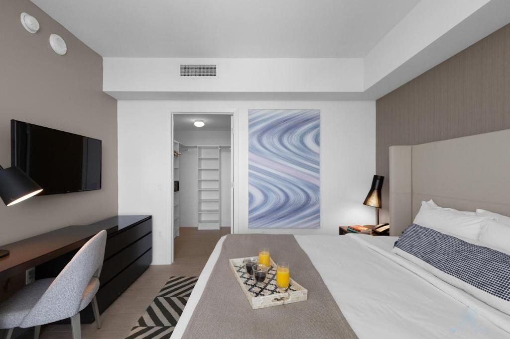 Primary bedroom, view