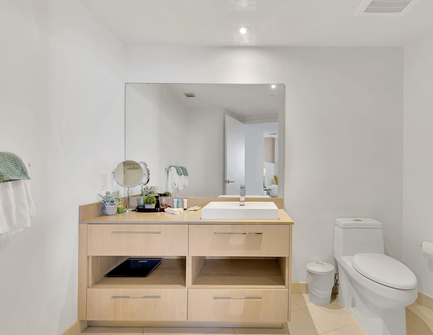 Second bathroom